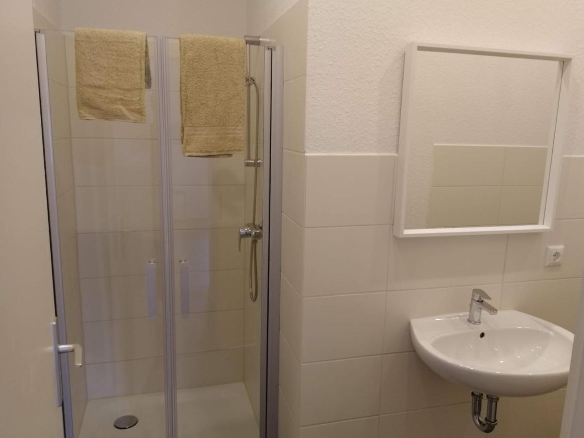 Haupthaus Moeblierte Zimmer Mit Eigenem Bad Uelzen Eksteriør billede