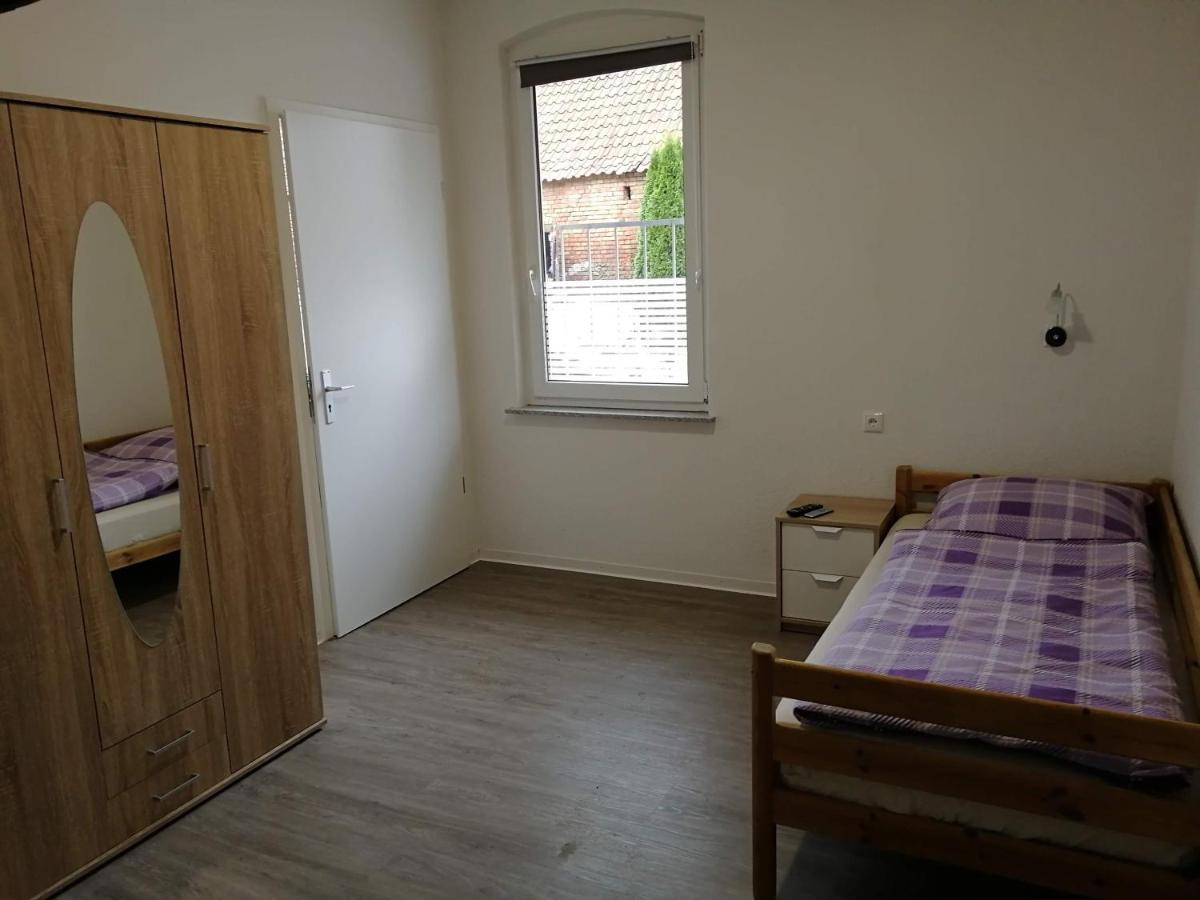 Haupthaus Moeblierte Zimmer Mit Eigenem Bad Uelzen Eksteriør billede